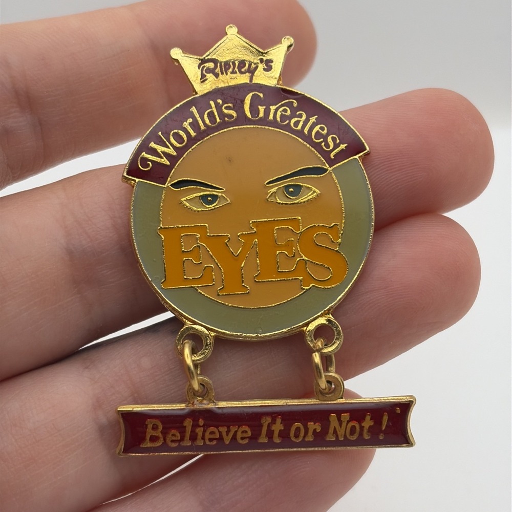 Ripley's World's Greatest Eyes Believe It Or Not Dangler Lapel Hat Pin